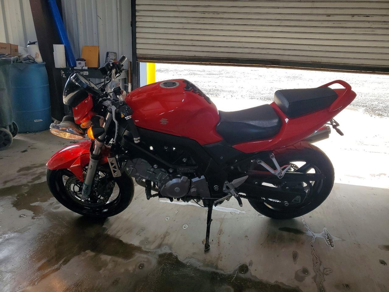 2006 SUZUKI SV650 — Фото 3 из 9