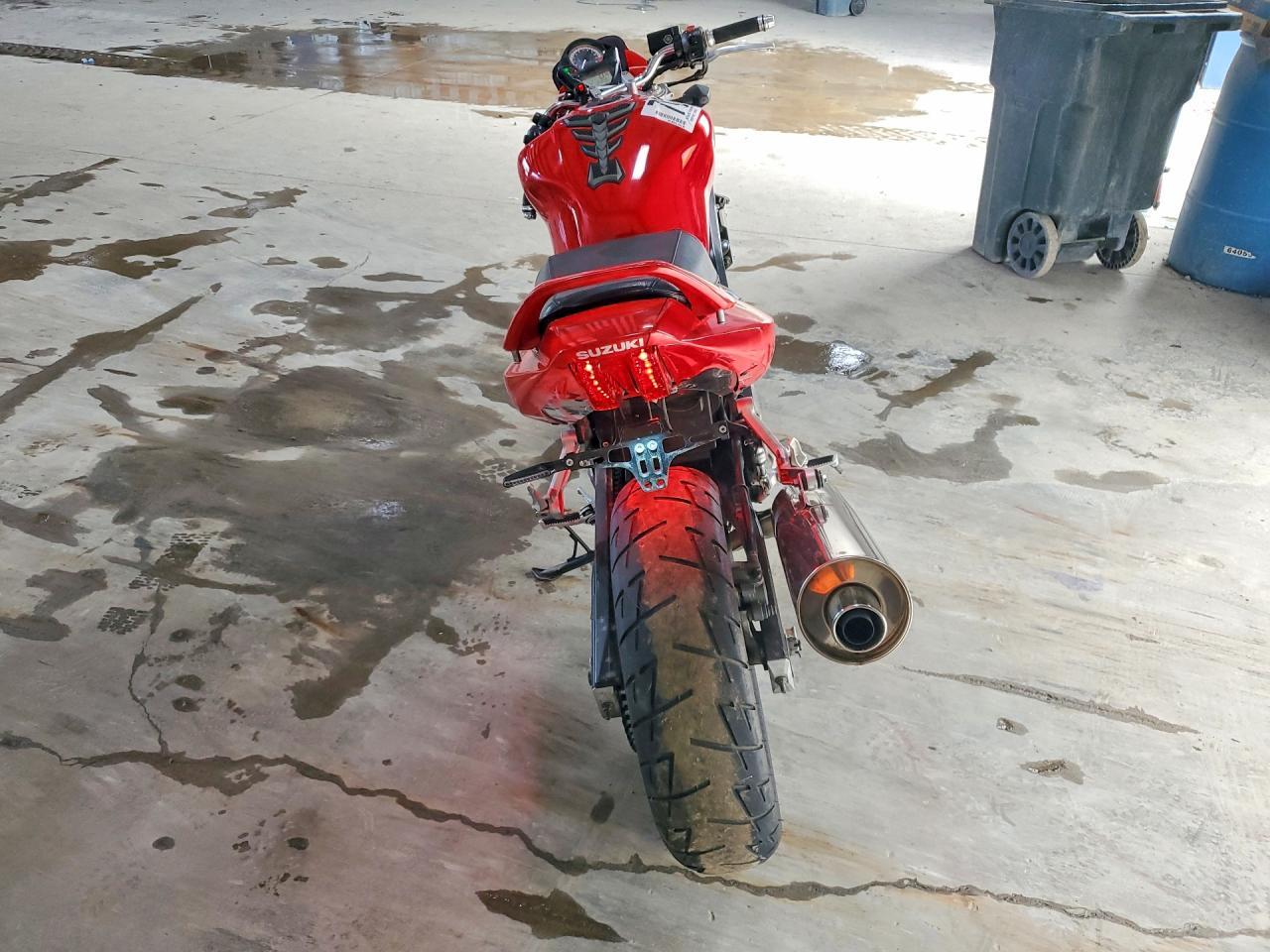 2006 SUZUKI SV650 — Фото 4 из 9