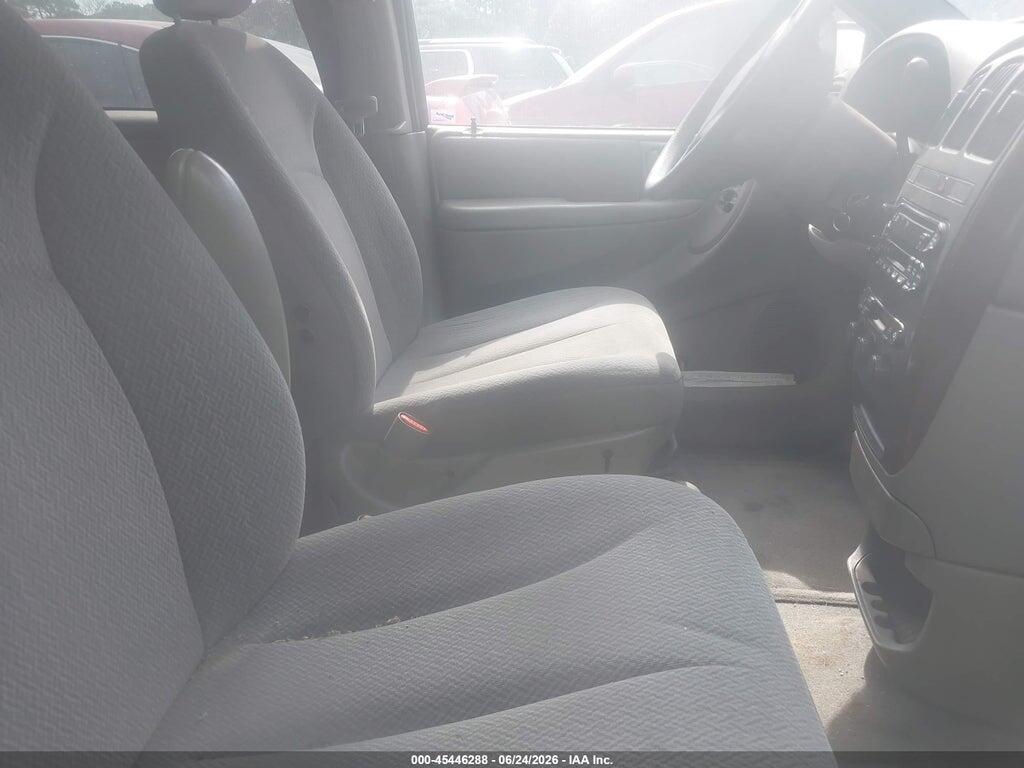 2C4GP44R04R607716 2004 CHRYSLER TOWN & COUNTRY photo no. 5