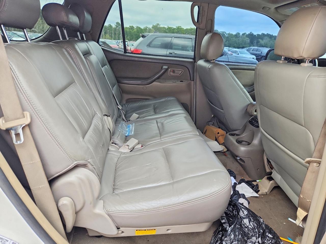 2006 TOYOTA SEQUOIA SR5 — Фото 11 из 13