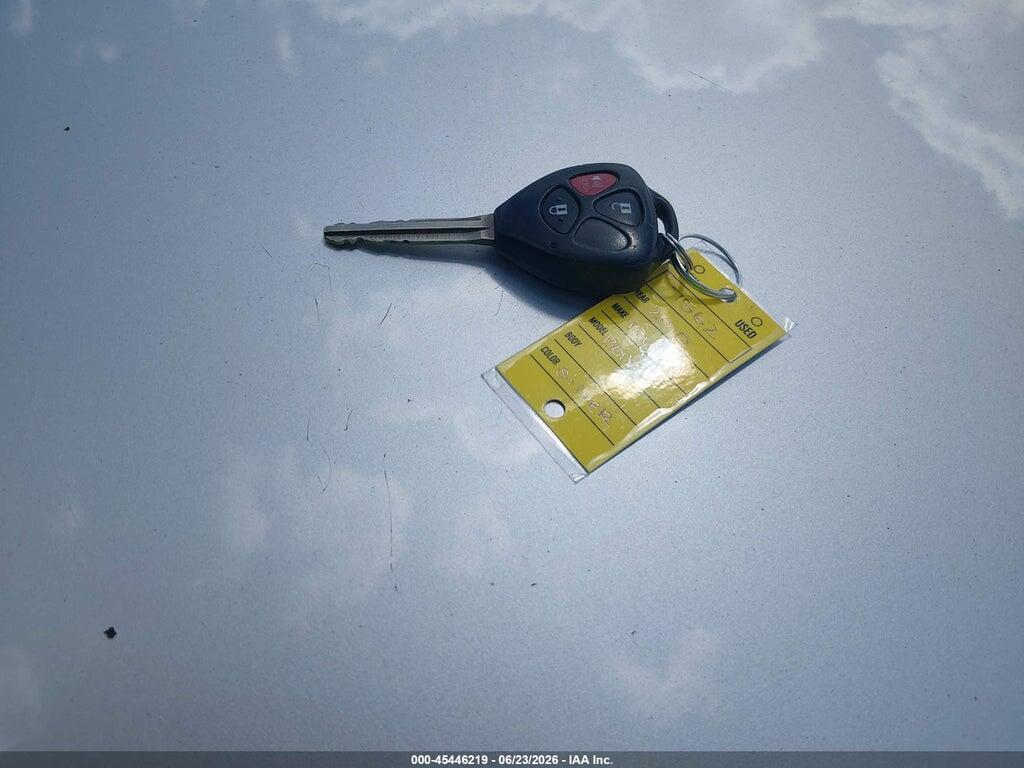 2T3BK4DV8AW017562 2010 TOYOTA RAV4 photo no. 11
