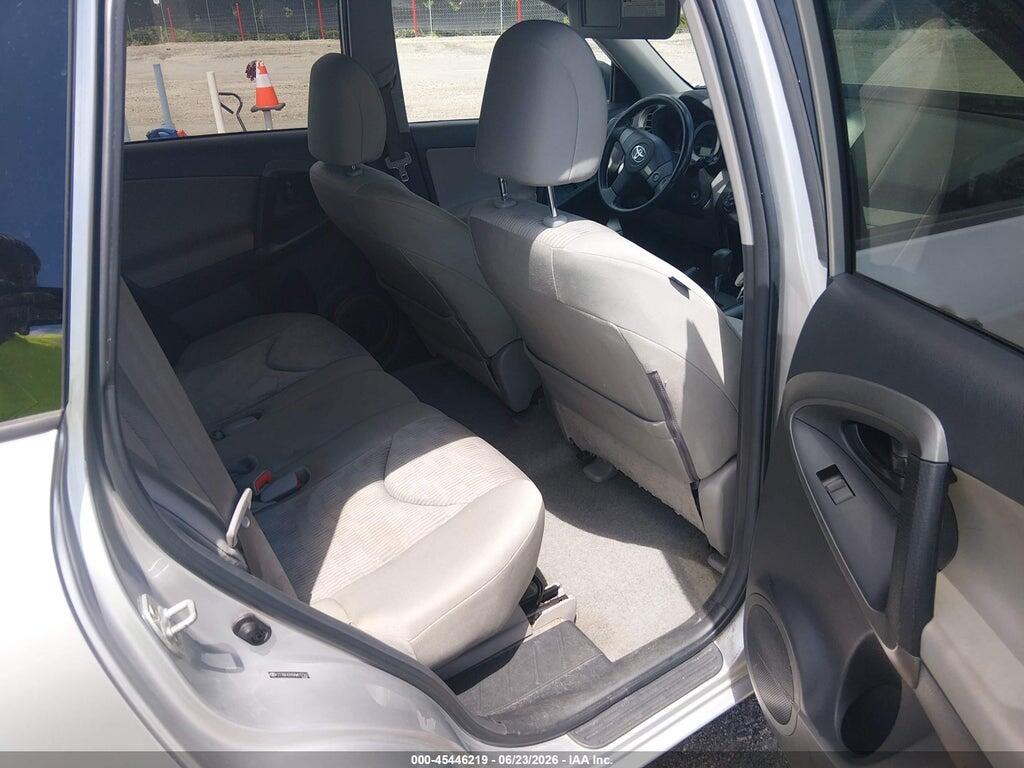 2T3BK4DV8AW017562 2010 TOYOTA RAV4 photo no. 8