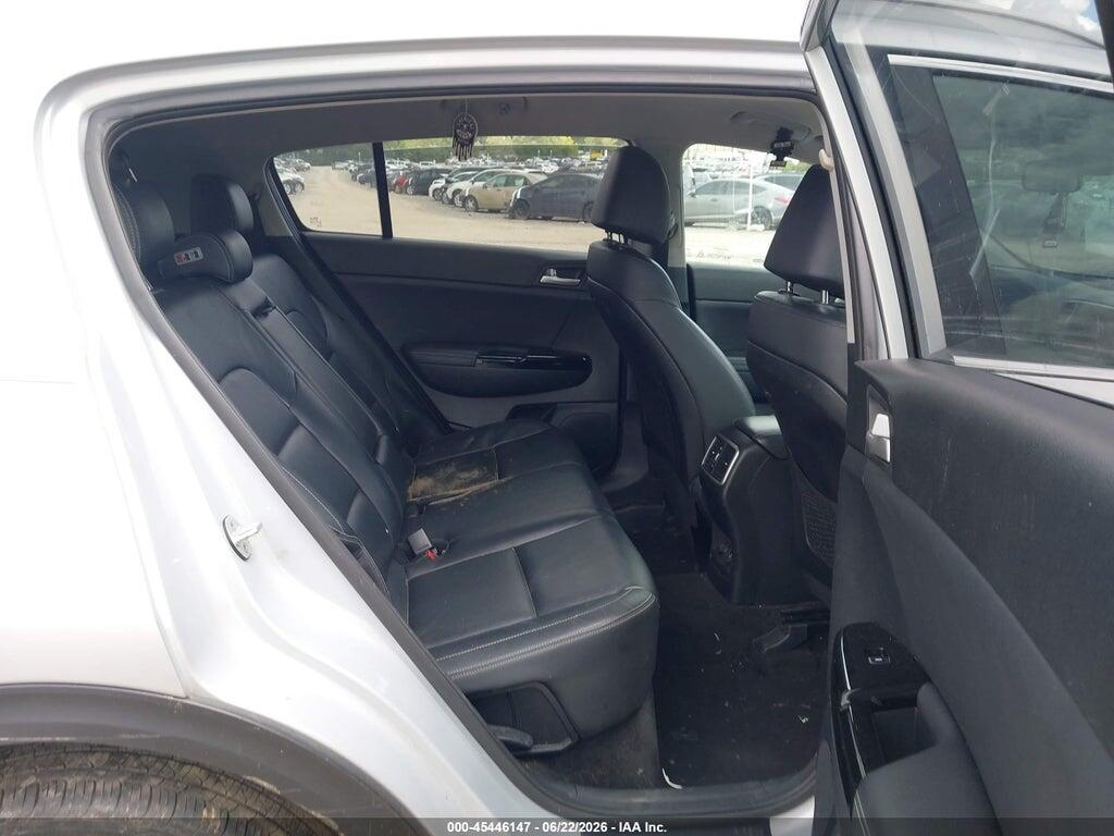 KNDPNCAC2J7321993 2018 KIA SPORTAGE photo no. 8