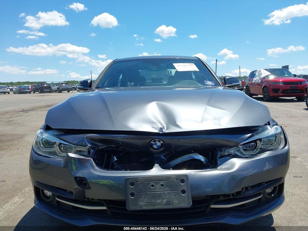 WBA8D9C56JA615423 2018 BMW 330I photo no. 12