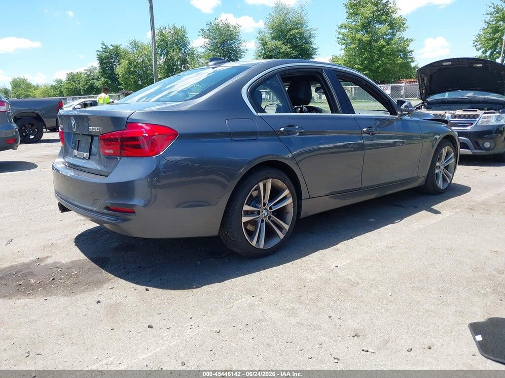 WBA8D9C56JA615423 2018 BMW 330I photo no. 4