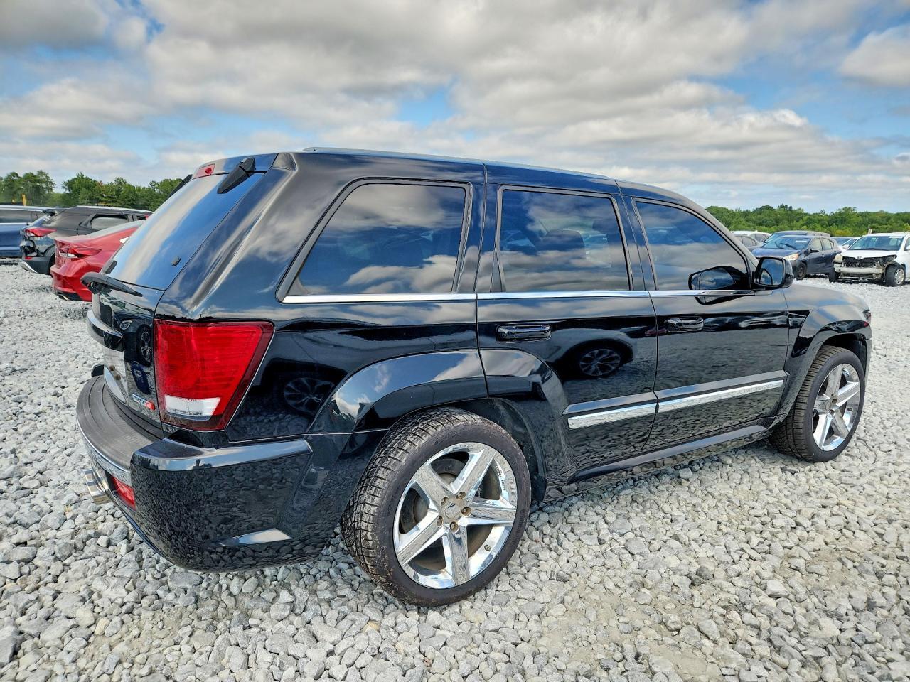 2008 JEEP GRAND CHEROKEE SRT-8 — Фото 3 из 13