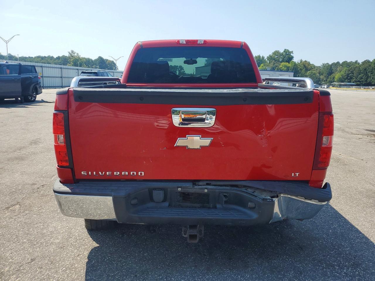 2009 CHEVROLET SILVERADO — Фото 6 из 12