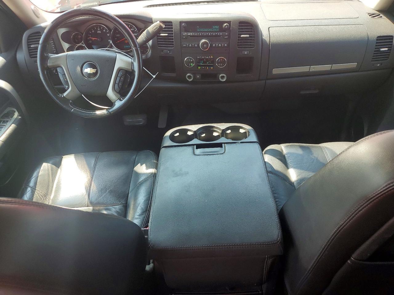 2009 CHEVROLET SILVERADO — Фото 8 из 12