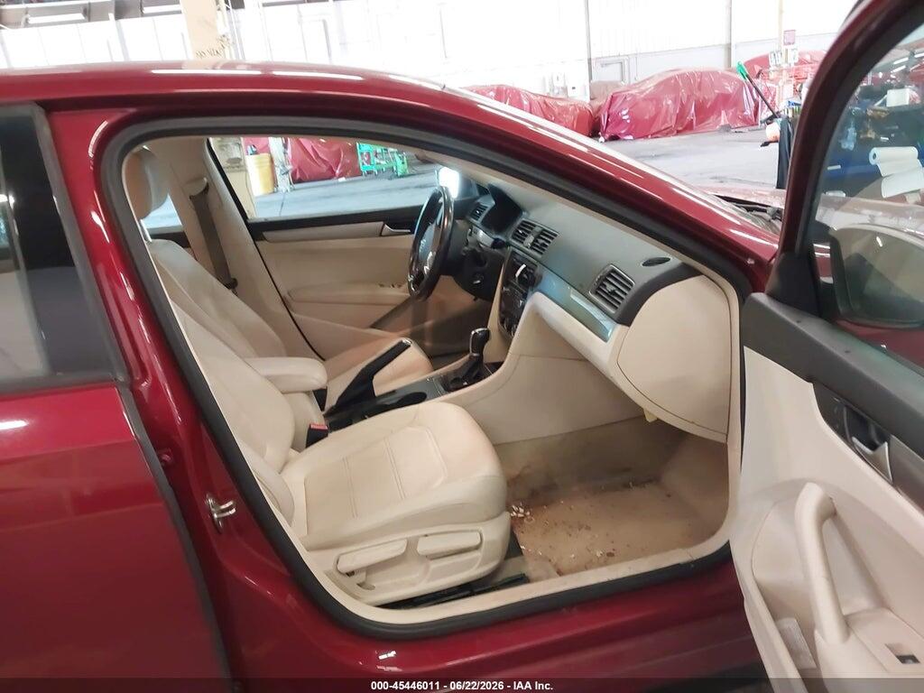 1VWAT7A3XFC072583 2015 VOLKSWAGEN PASSAT photo no. 5