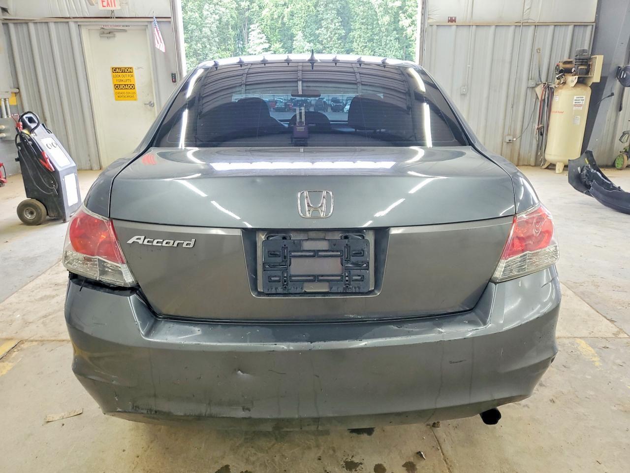 2009 HONDA ACCORD LX — Фото 6 из 12
