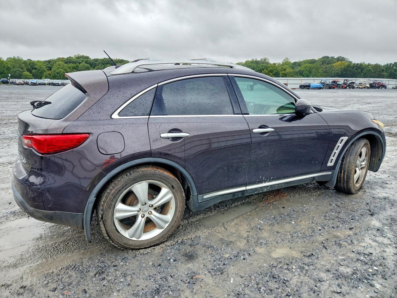 2009 INFINITI FX35 BASE — Фото 3 из 13