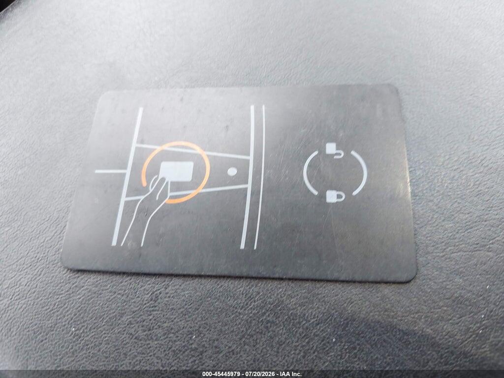 7SAYGDEF4NF372004 2022 TESLA MODEL Y photo no. 10
