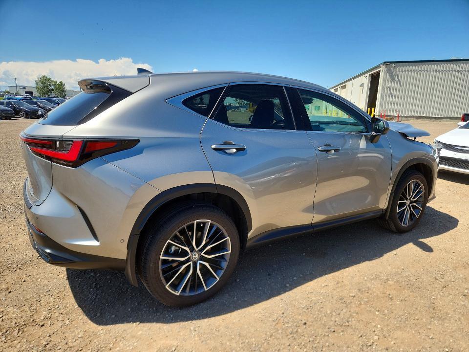 2024 LEXUS NX 350H PREMIUM — Фото 3 из 13