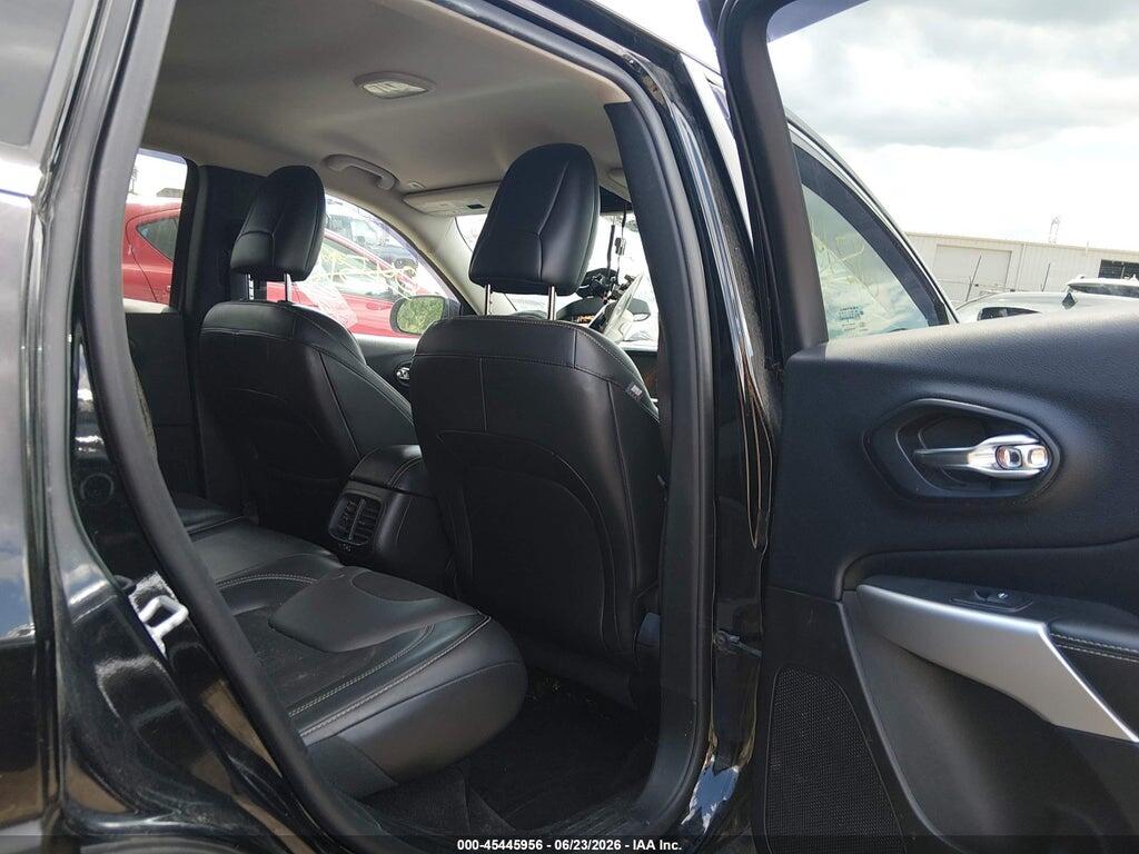 1C4PJLLB0JD604605 2018 JEEP CHEROKEE photo no. 8