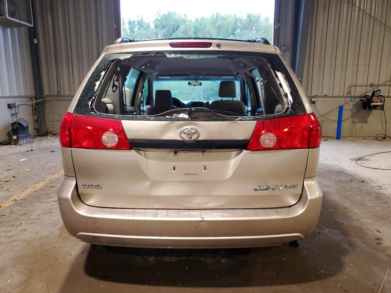 2009 TOYOTA SIENNA CE 7-PASSENGER — Фото 6 из 13