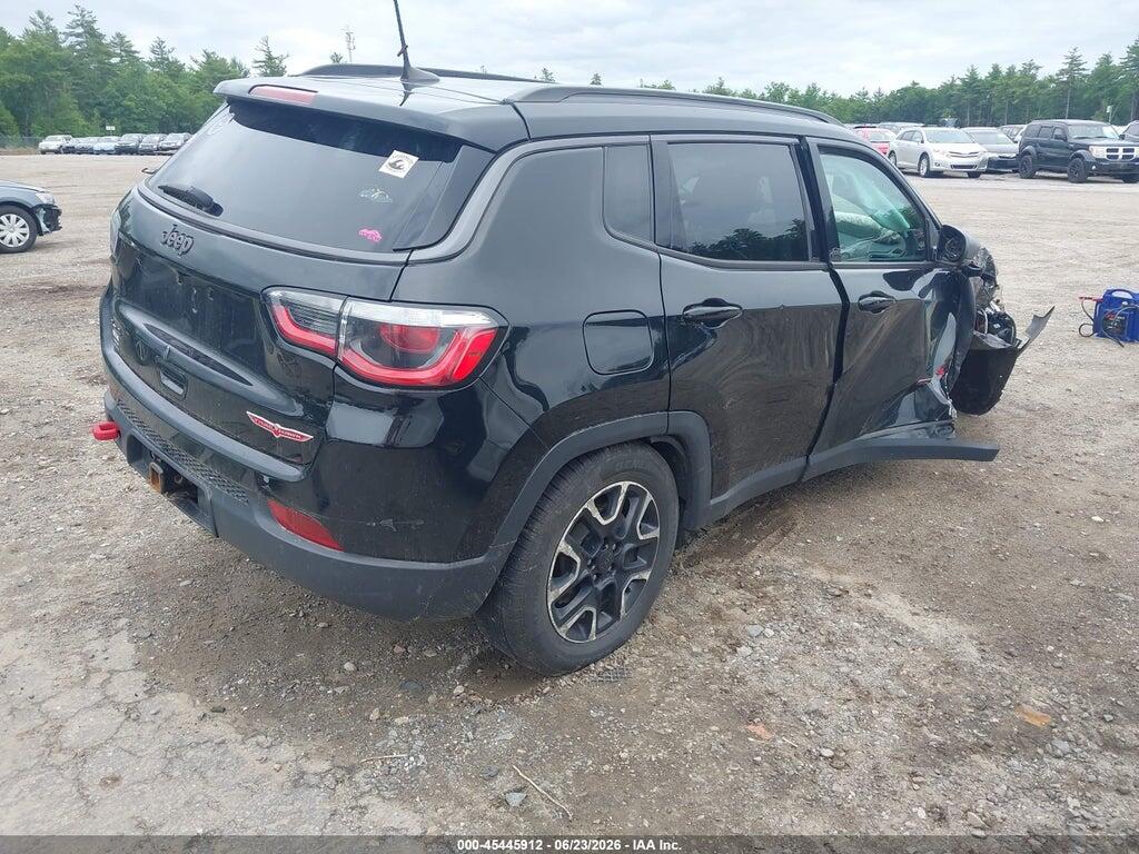 3C4NJDDB8KT828762 2019 JEEP COMPASS photo no. 4