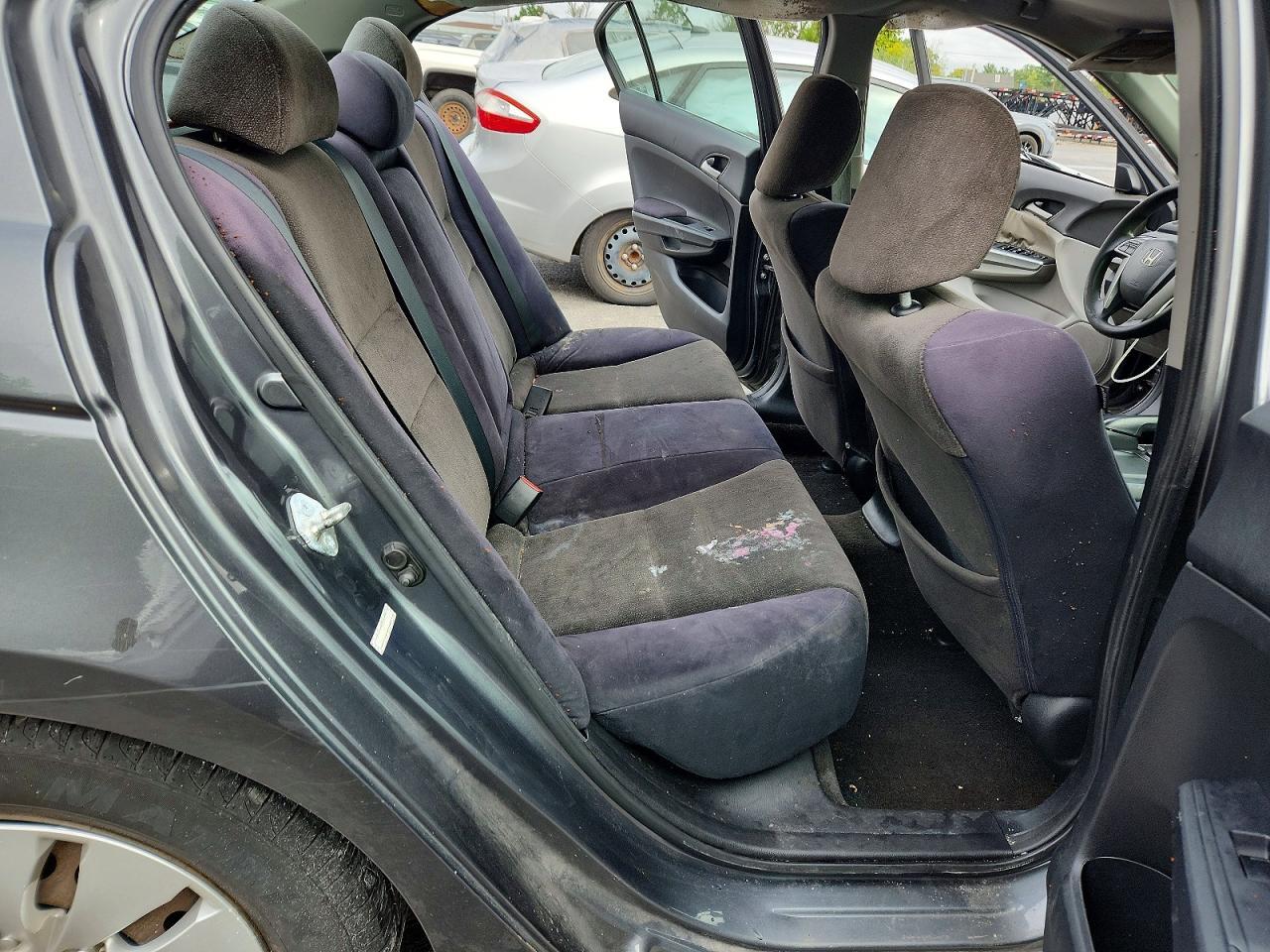 2010 HONDA ACCORD LX — Фото 10 из 13
