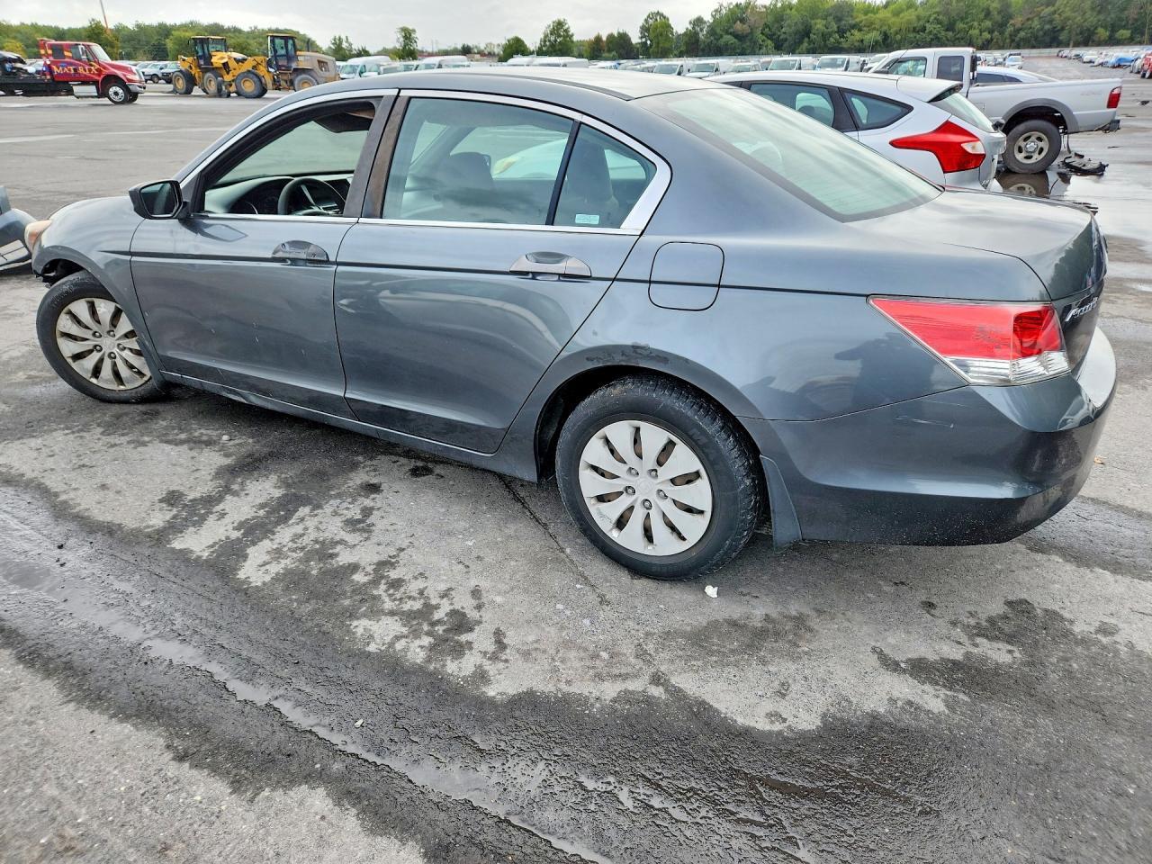 2010 HONDA ACCORD LX — Фото 2 из 13