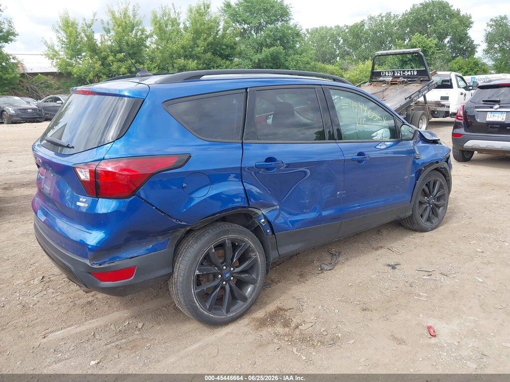 1FMCU9GD2KUB03944 2019 FORD ESCAPE photo no. 4