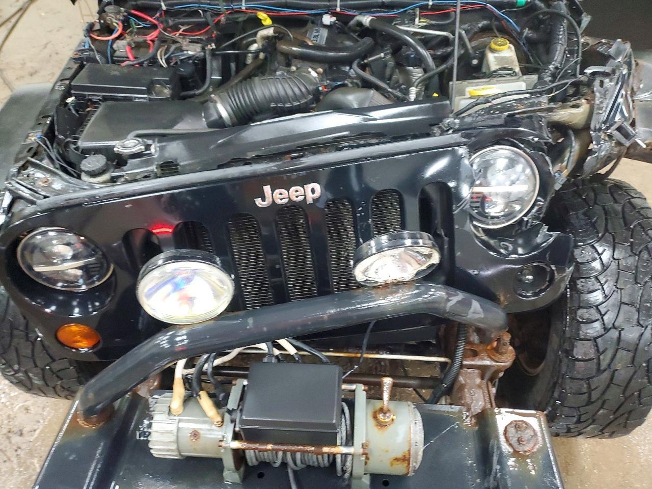 2010 JEEP WRANGLER SPORT — Фото 12 из 13