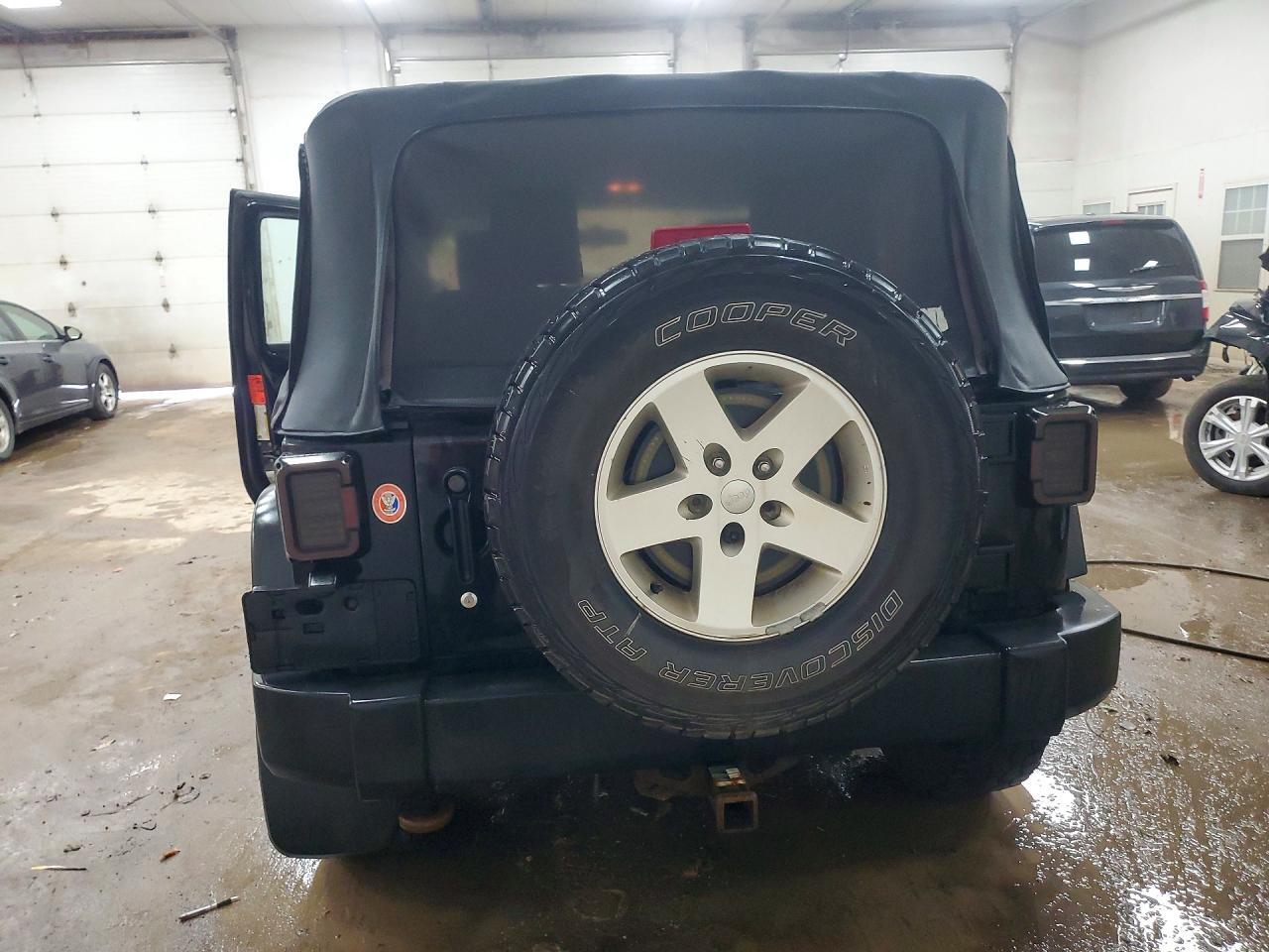2010 JEEP WRANGLER SPORT — Фото 6 из 13