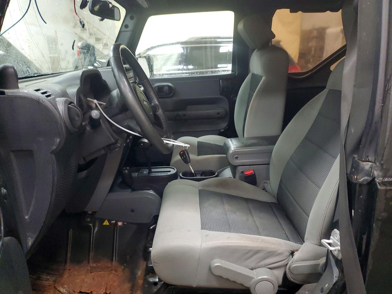 2010 JEEP WRANGLER SPORT — Фото 7 из 13