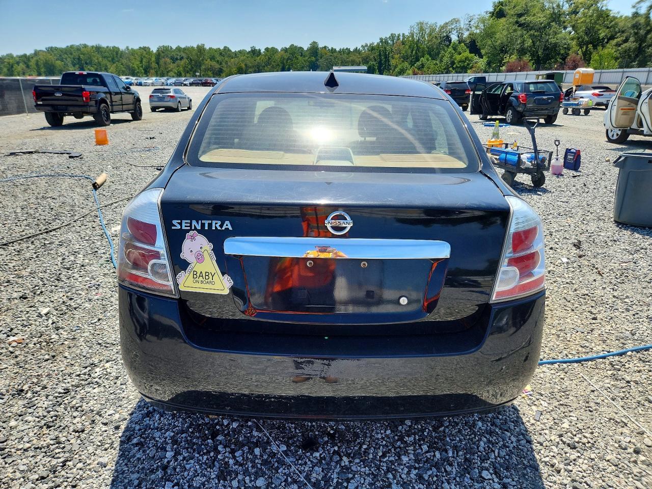 2010 NISSAN SENTRA 2.0 — Фото 6 из 12