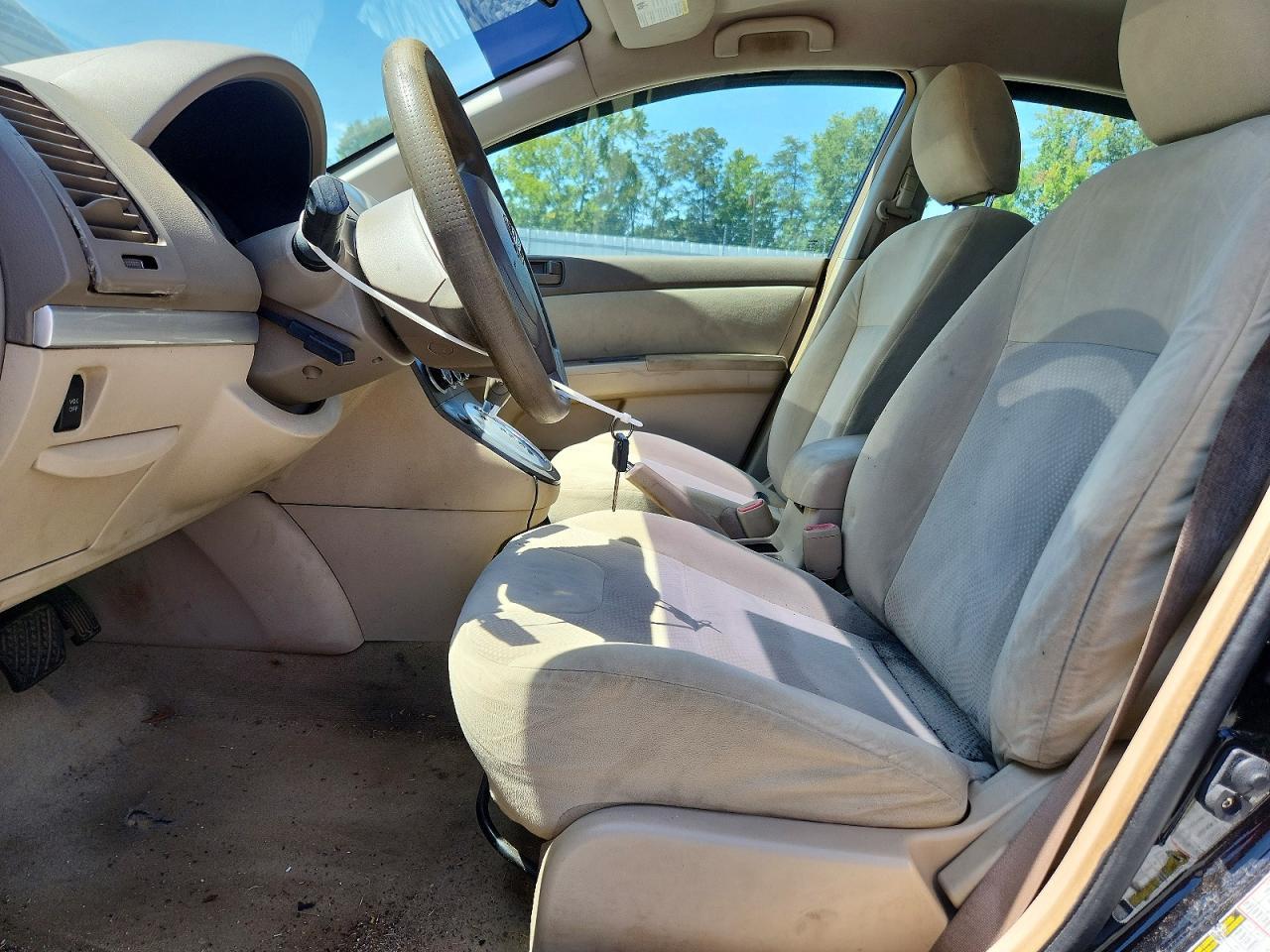2010 NISSAN SENTRA 2.0 — Фото 7 из 12