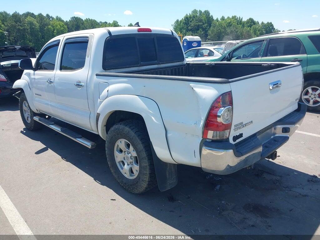 5TFLU4ENXFX138917 2015 TOYOTA TACOMA photo no. 3