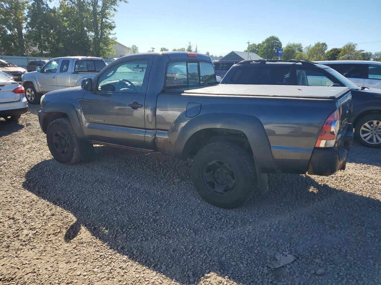 2010 TOYOTA TACOMA BASE — Фото 2 из 12