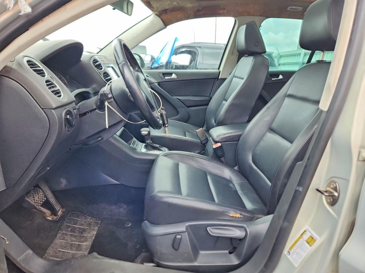 2010 VOLKSWAGEN TIGUAN SE — Фото 7 из 13