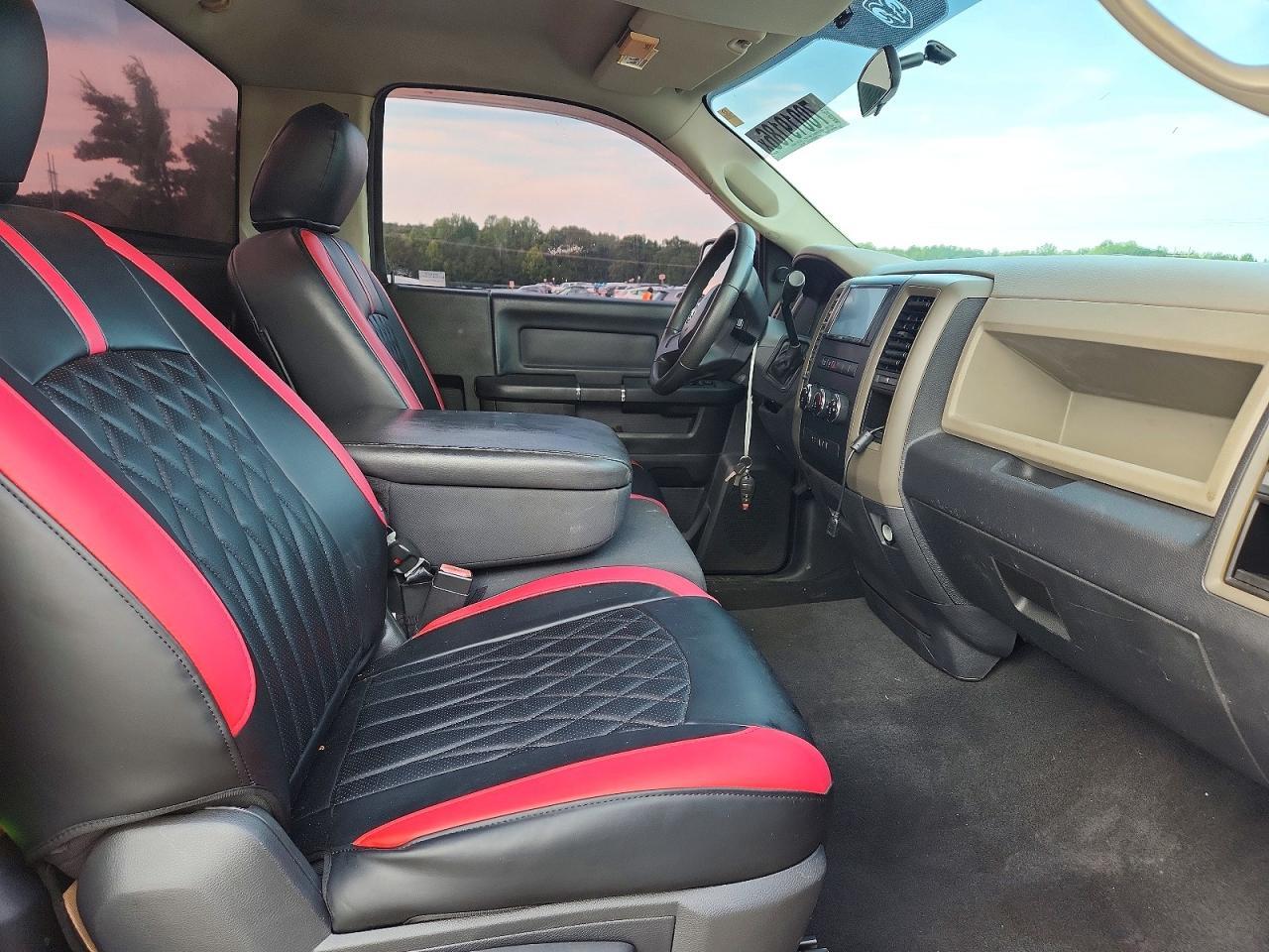 2011 DODGE RAM 1500 — Фото 10 из 13