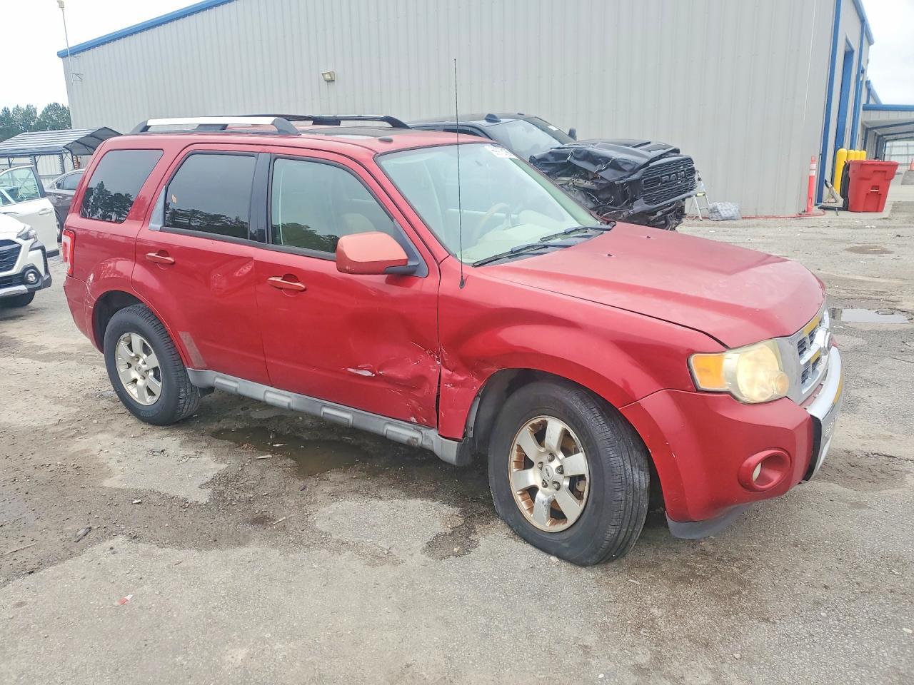 2011 FORD ESCAPE LIMITED — Фото 4 из 13