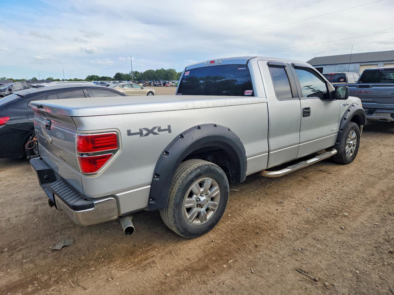 2011 FORD F150 SUPER CAB — Фото 3 из 12