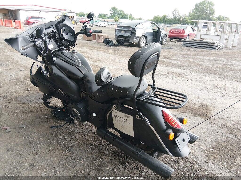 56KTCDAA0H3344984 2017 INDIAN MOTORCYCLE CO. CHIEFTAIN photo no. 3