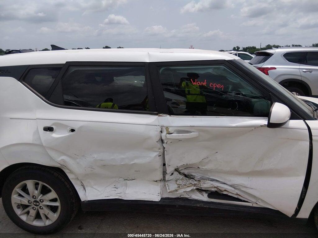 KNDJ23AUXL7037375 2020 KIA SOUL photo no. 6