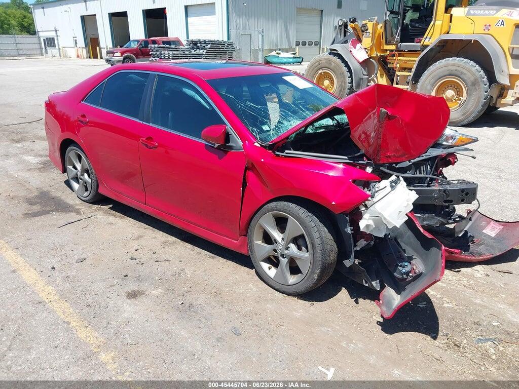 4T1BF1FK9EU804735 2014 TOYOTA CAMRY photo no. 1