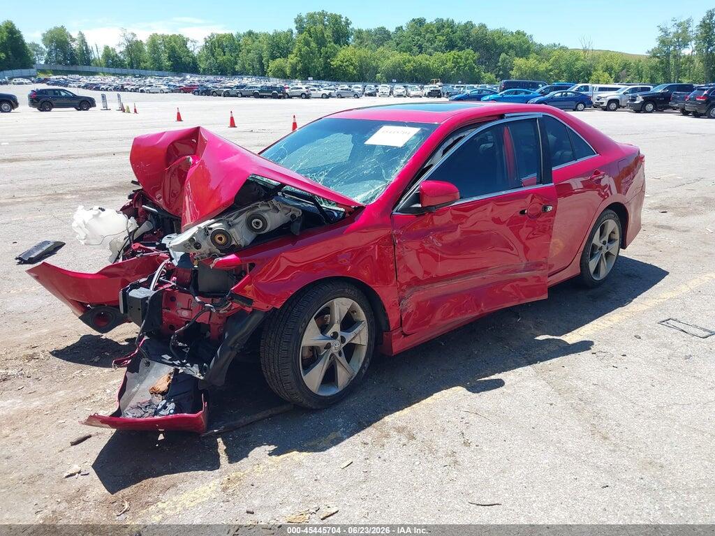 4T1BF1FK9EU804735 2014 TOYOTA CAMRY photo no. 2