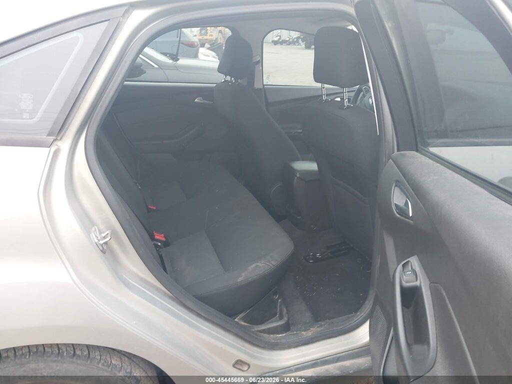 1FADP3F29GL352869 2016 FORD FOCUS photo no. 8