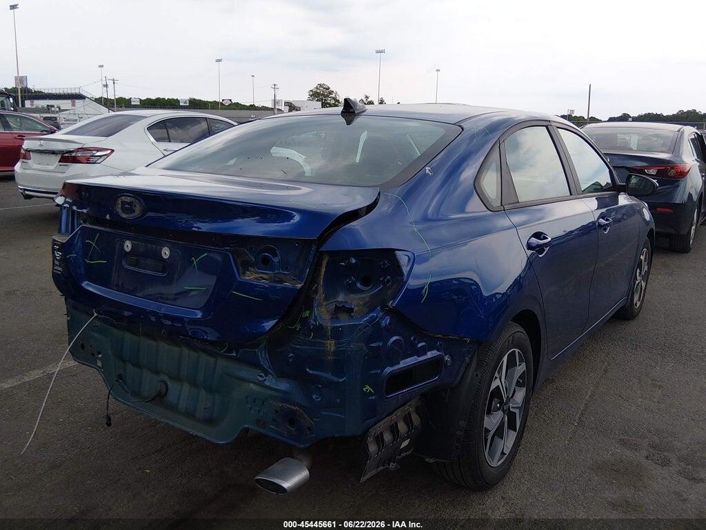 3KPF24AD8ME284276 2021 KIA FORTE photo no. 4