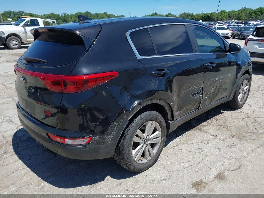 KNDPMCAC8H7235066 2017 KIA SPORTAGE photo no. 4