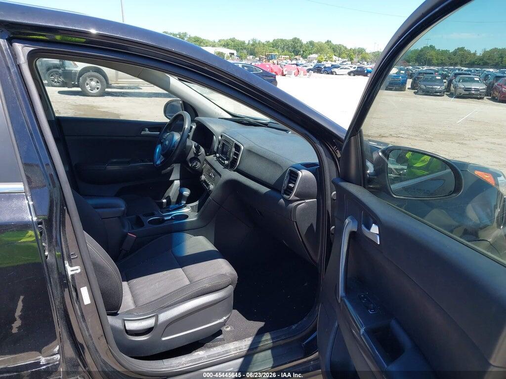 KNDPMCAC8H7235066 2017 KIA SPORTAGE photo no. 5
