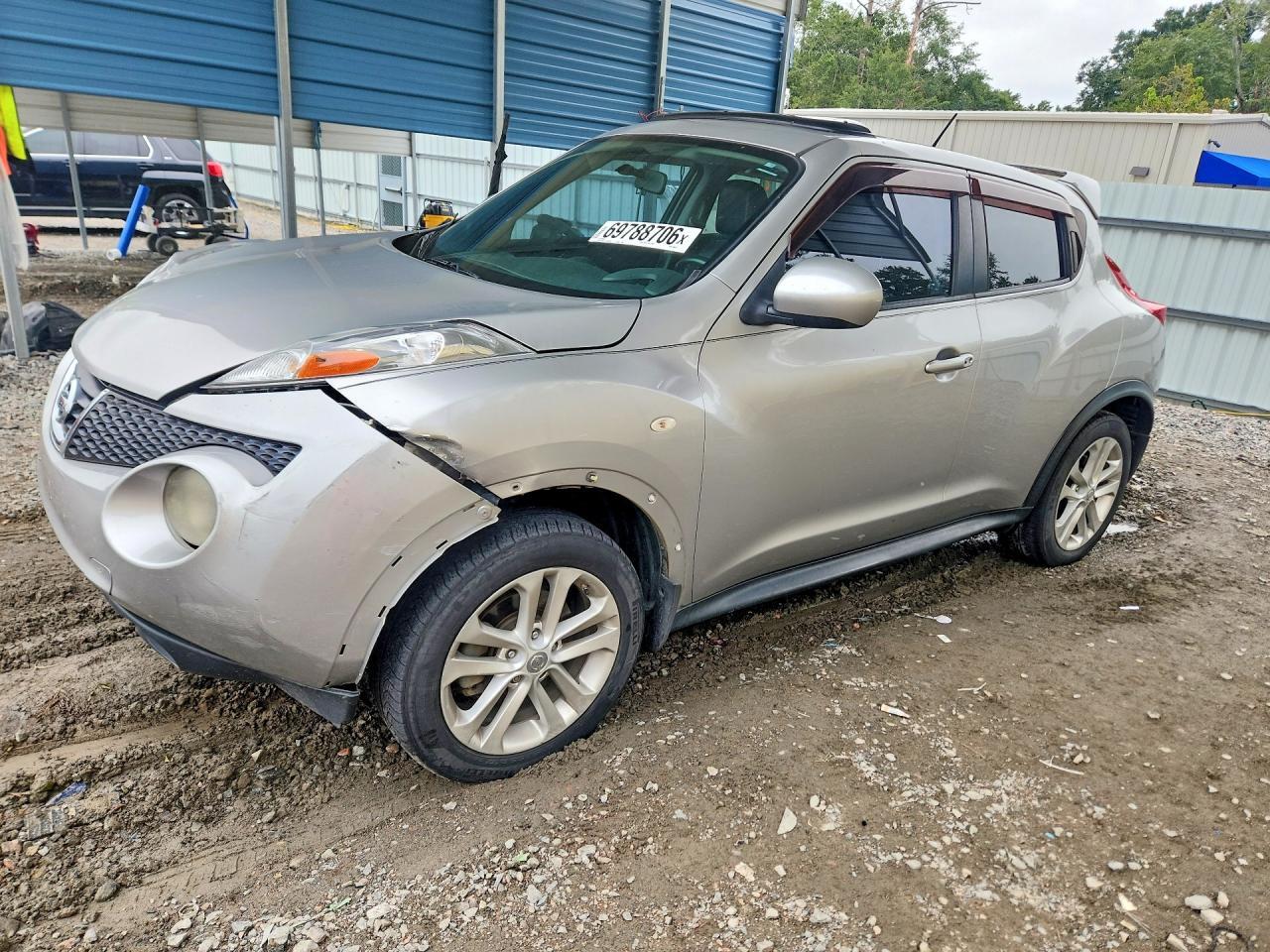 2012 NISSAN JUKE S