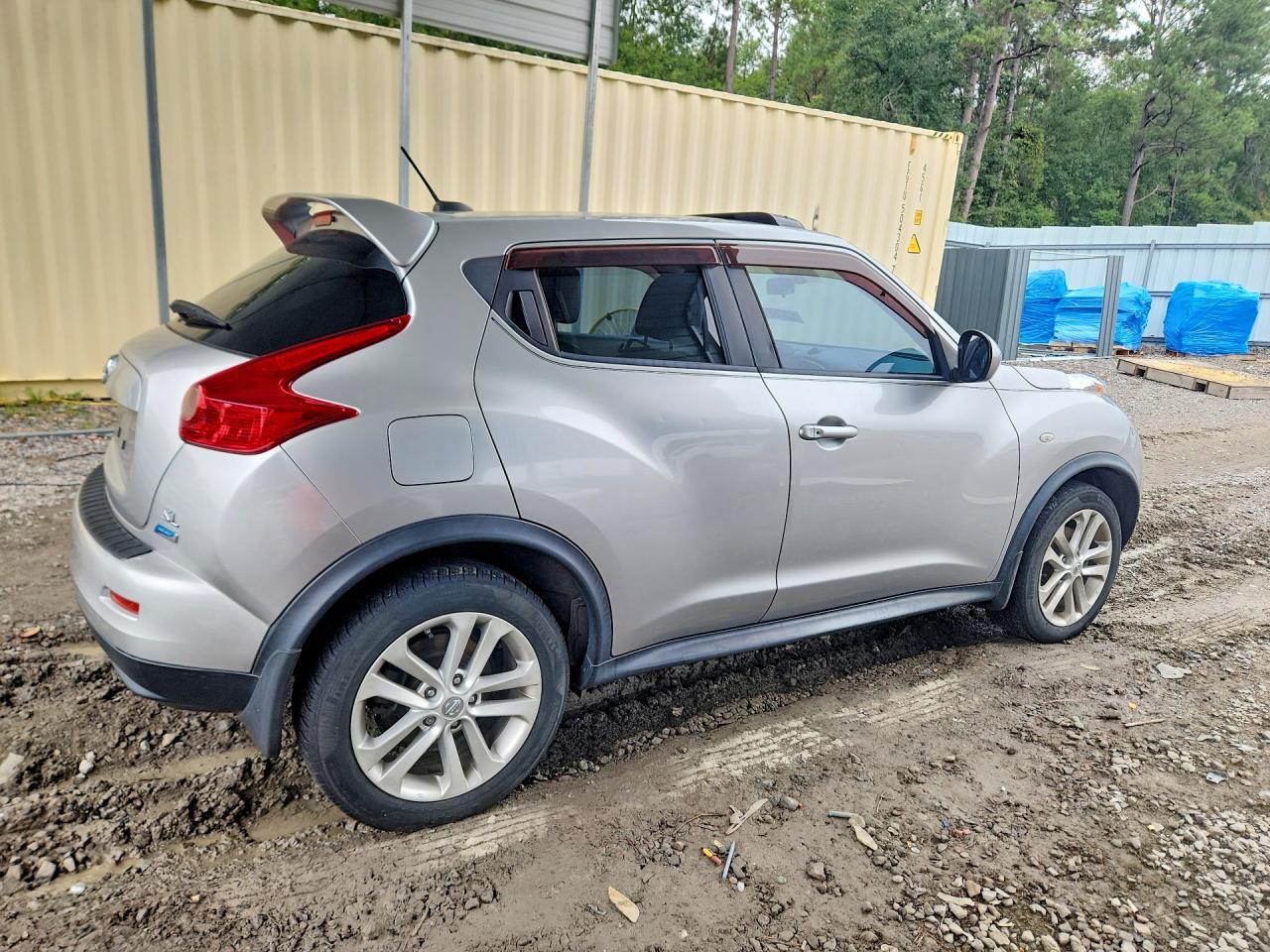 2012 NISSAN JUKE S — Фото 3 из 12