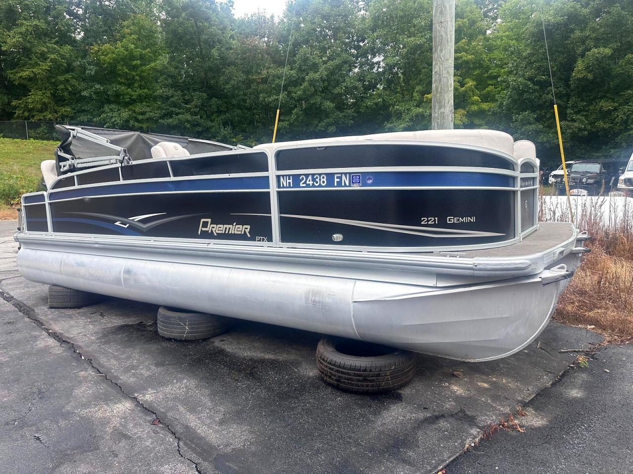 2012 PREMIER 221 GEMINI - PONTOON BOAT