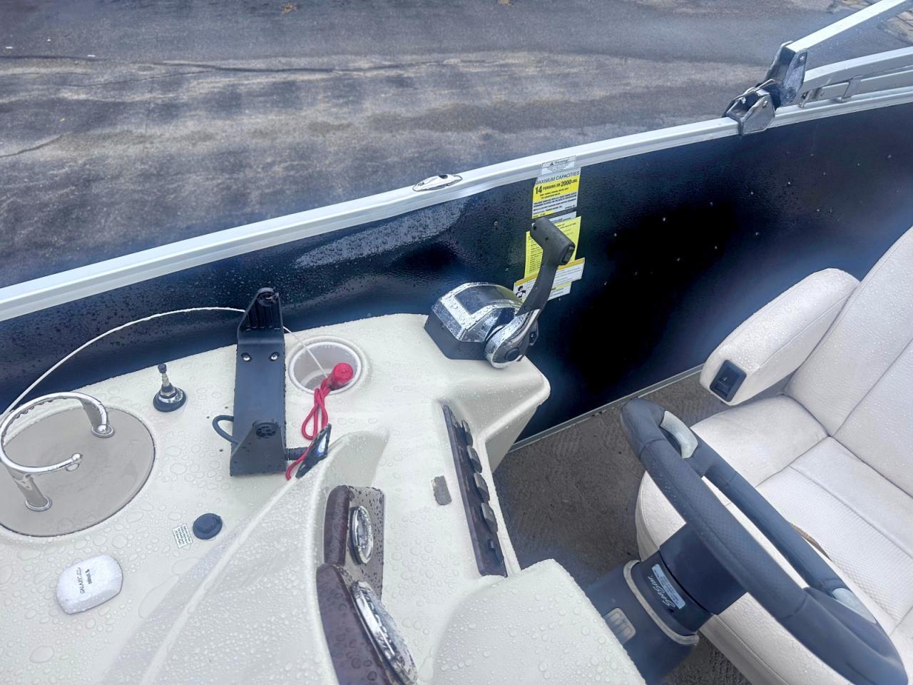 2012 PREMIER 221 GEMINI - PONTOON BOAT — Фото 7 из 13