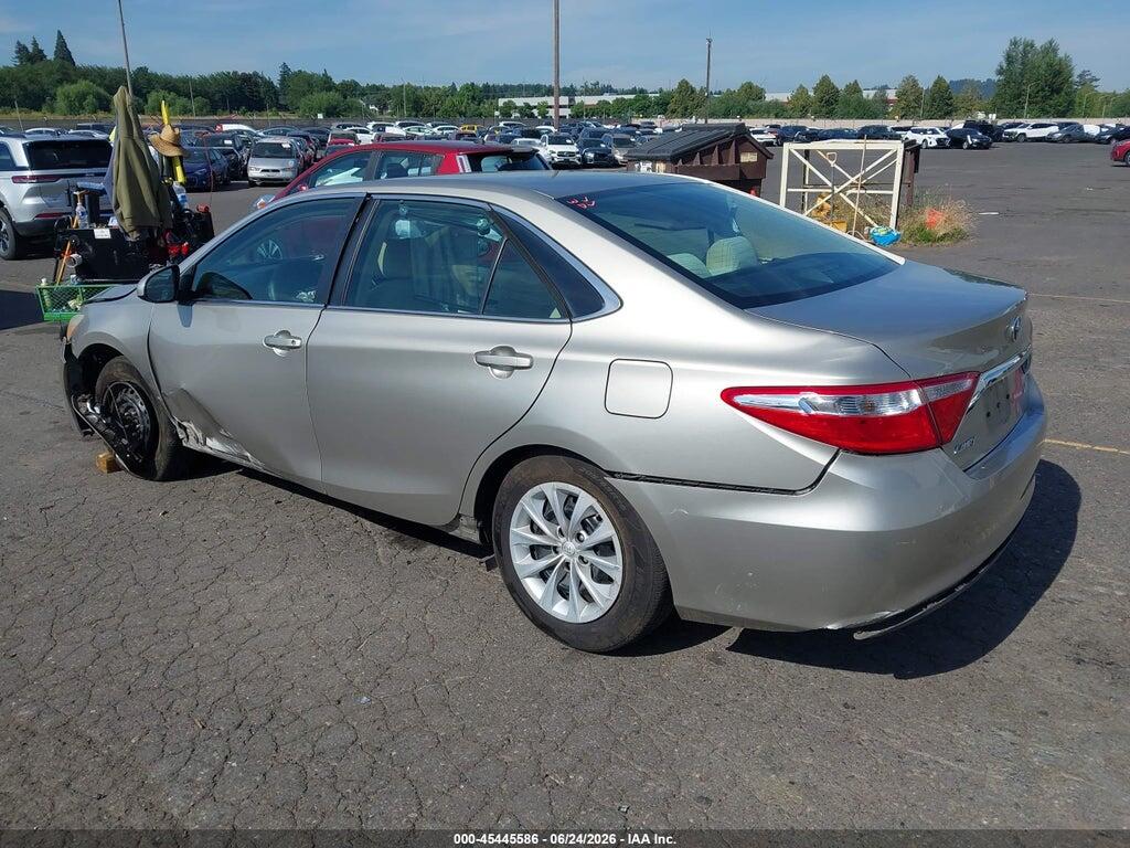 4T4BF1FK3FR474288 2015 TOYOTA CAMRY photo no. 3