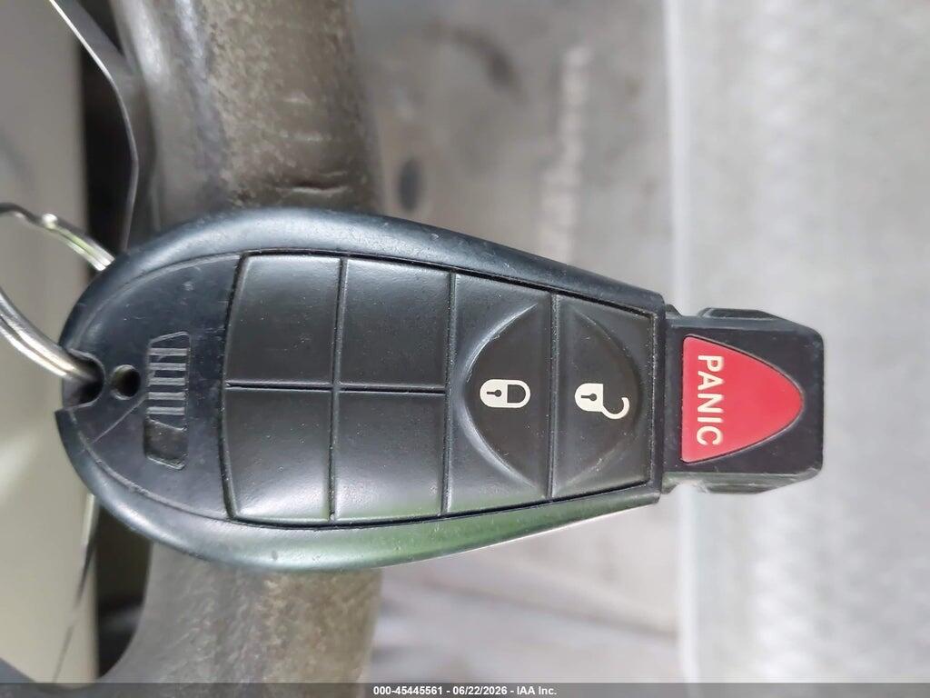 2D4RN4DE3AR111335 2010 DODGE GRAND CARAVAN photo no. 11