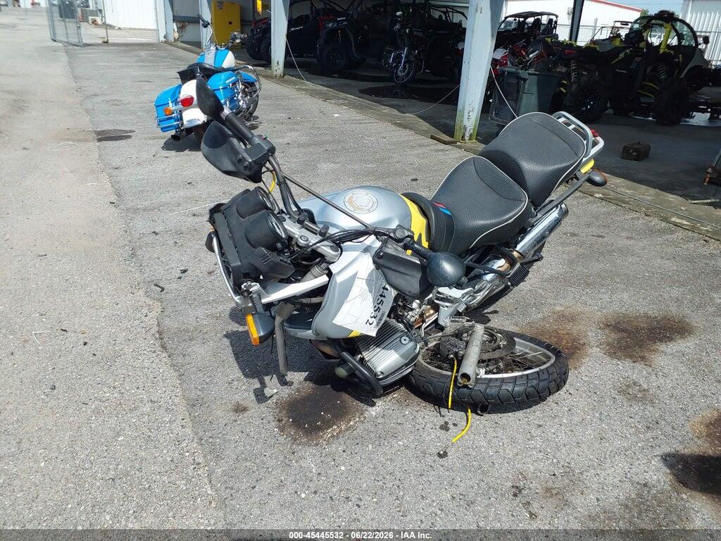 WB10409B9XZB86331 1999 BMW R1100 photo no. 2