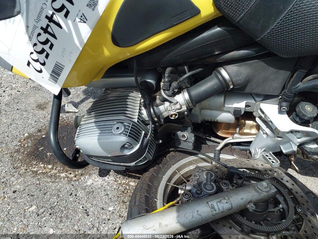 WB10409B9XZB86331 1999 BMW R1100 photo no. 9